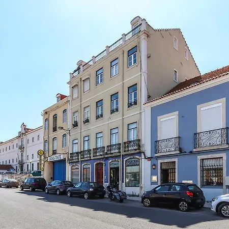 Portucale ! Beato River View With Terrace Apartment
